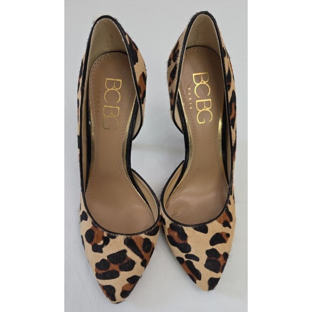 BCBG Paris Leopard Calf Hair Heels Pointed Toe Pumps Womans 7.5 Animal Print